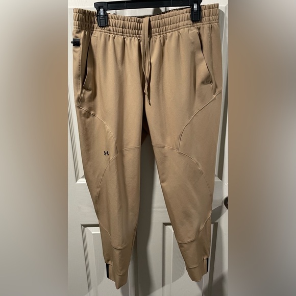 UA Joggers - Picture 1 of 4